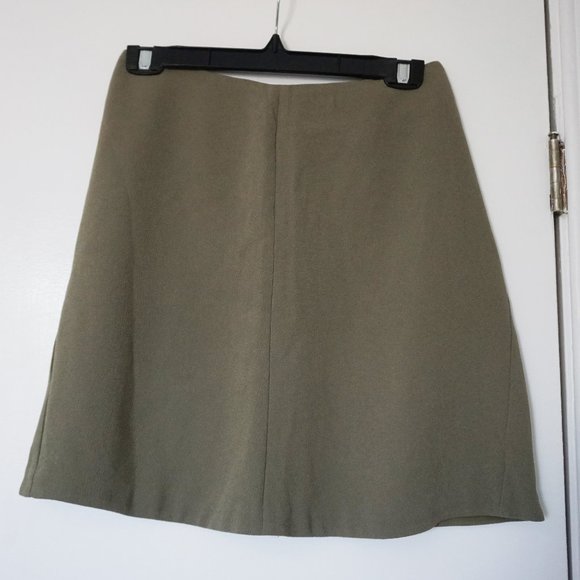 Aritzia Wilfred Mini Skirt, Size 6, Olive Green - Picture 2 of 4